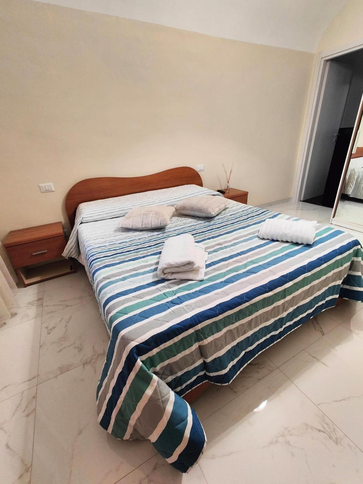 Casa Veronica แวร์เชลลี ภายนอก รูปภาพ